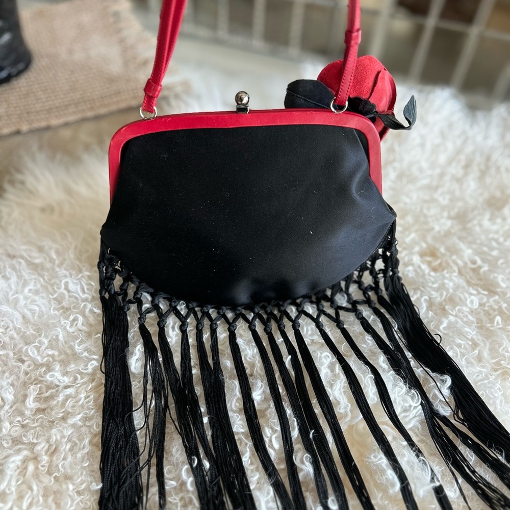MOSCHINO EMBROIDERED PIANO FRINGE SHOULDER BAG - Picture 7 of 8